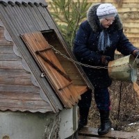 Zašto je voda mutna ili žuta u bunaru: uzroci zagađenja i metode za njihovo uklanjanje