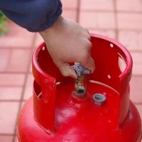 How to drain condensation from a household gas cylinder: nuances of condensation formation + instructions for draining