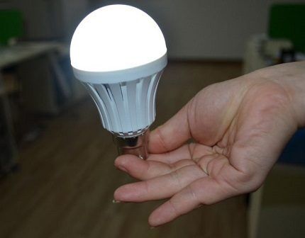 Kućanska LED lampa e27