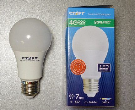 مصباح LED بقاعدة E27