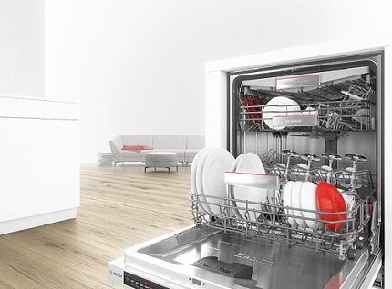 Freestanding dishwasher