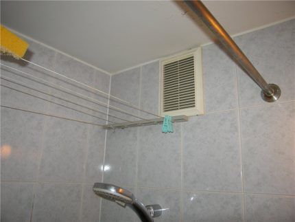 Plastične ventilacijske rešetke 