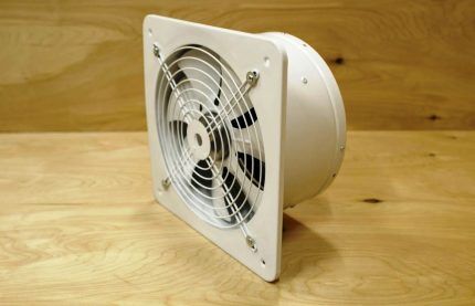 Ispušni ventilator