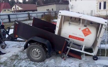 Mobilna cisterna za plin na prikolici