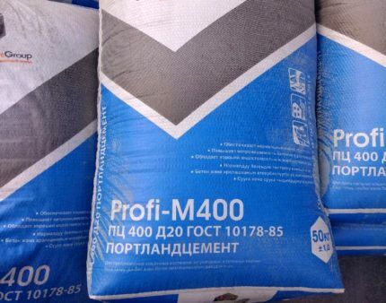 Dry mixture Portland cement for screed